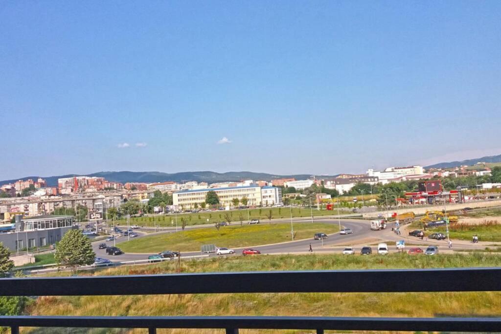 Apartment 13C Pristina Esterno foto